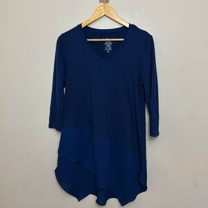 Chico’s Mixed Media Tunic Top V-neck 3/4 Sleeves Navy size S Minimalist Classic